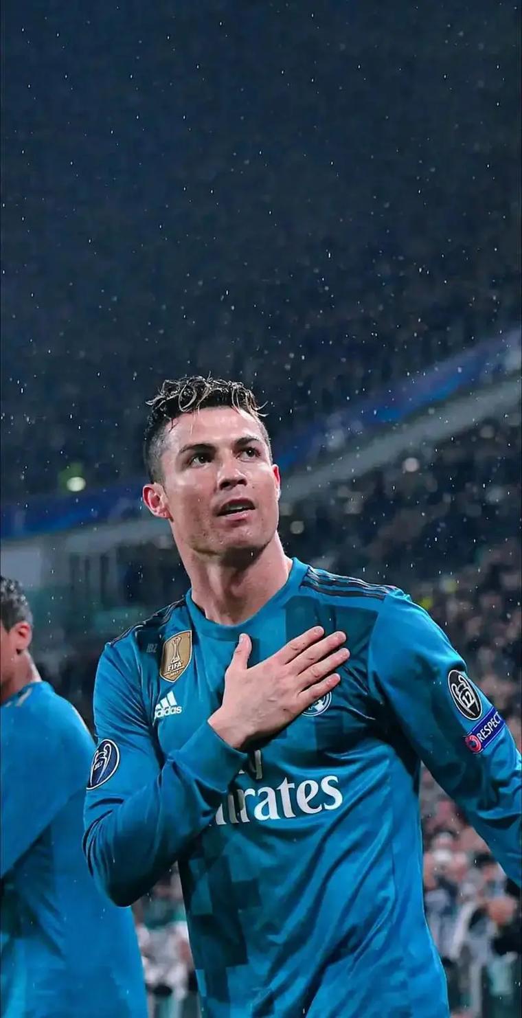 美媒：联盟历史上仅24名球员打过1297场常规赛