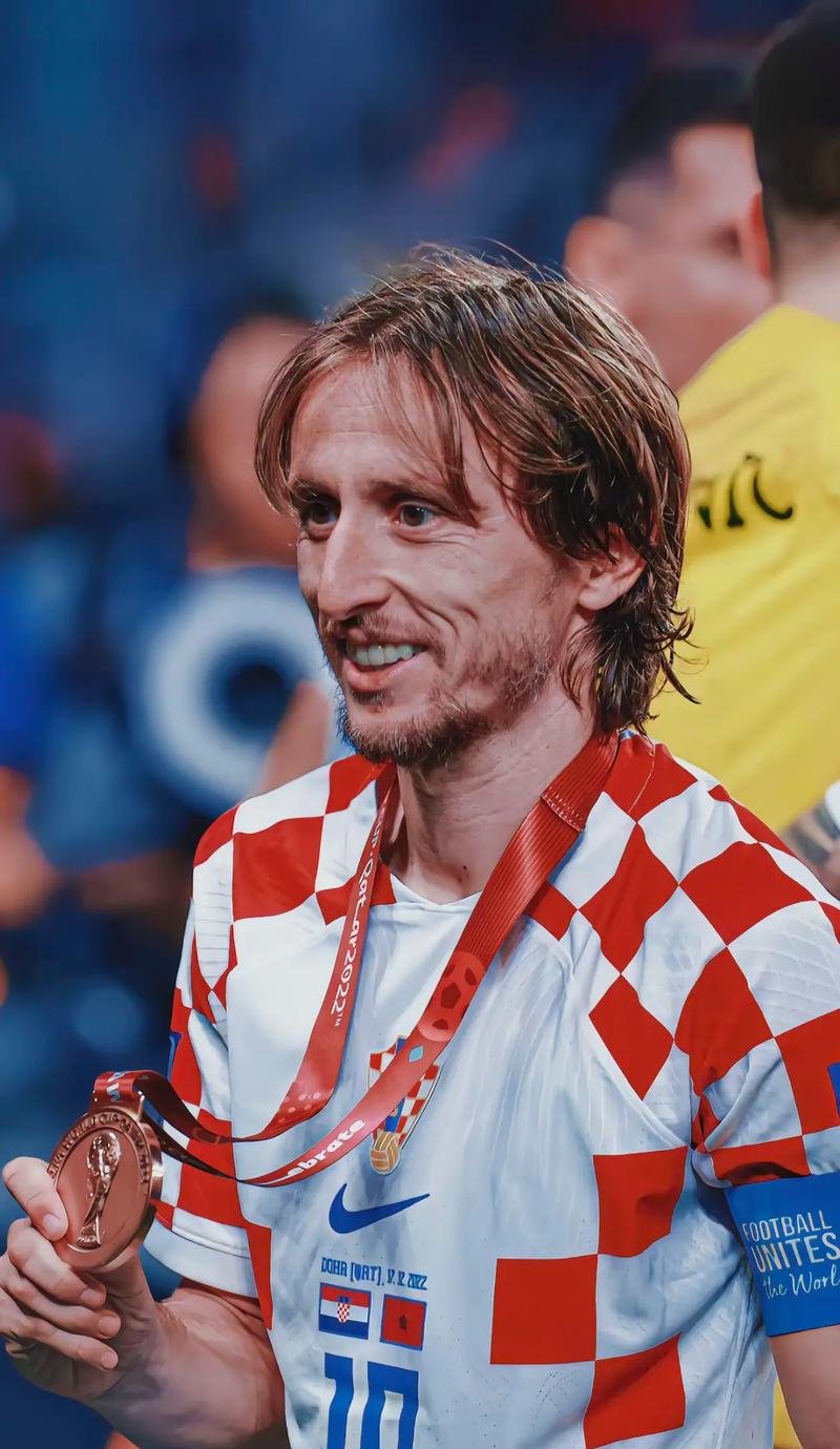 英超七季唯一每季参与进球上双：布鲁诺-费尔南德斯